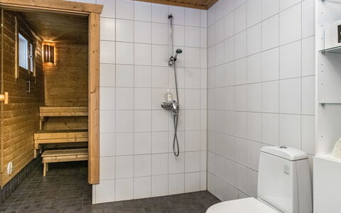 Muikku: Cama, Mueble, Habitación, Diseño De Interiores, Lecho, Sábana, Piso, Madera, Suelo, Habitación
