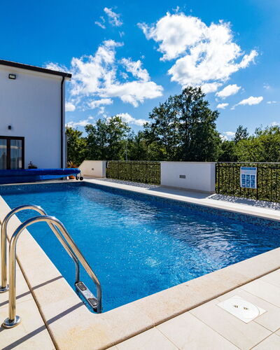 Villa Mala Halu