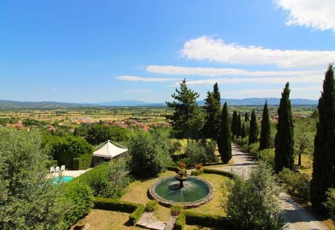Il Poggiolo: Cielo, Nube, Planta, Árbol, Paisaje Natural, Botánica, El Terreno Del Lote, Hierba, Alerce, Paisaje