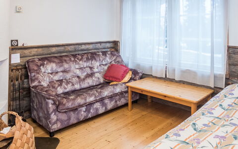 Rukanpesä 2A: Madera, Mueble, Suelo, Habitación, Departamento, Cama, Madera Dura, Habitación, Manchas De Madera, Lecho