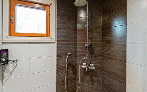Anttoora 2: Piso, Madera, Arreglo De Tubería, Diseño De Interiores, Suelo, Baño, Plomería, Alcachofa De La Ducha, Grifo, Ducha