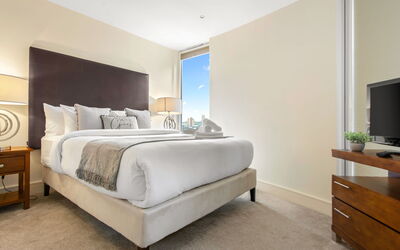 Alojamiento:&nbsp;Amber Court 1 302.1