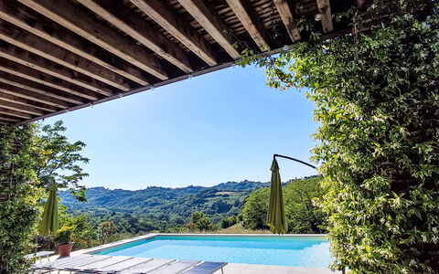 Sant'Evasio: Azul, Piscina, Mueble Para Exteriores, Sombra, Eco Hotel, Recurso, Ocio, Jardín, Silla, Paisajismo