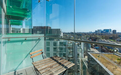 Avant-Garde, Shoreditch: Arbusto, Jardín, Barrio Residencial, Planta De La Comunidad, El Terreno Del Lote, Cobertura Del Suelo, Paisajismo, Patio Interior, Yarda