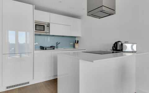 Avant-Garde, Shoreditch: Arbusto, Jardín, Barrio Residencial, Planta De La Comunidad, El Terreno Del Lote, Cobertura Del Suelo, Paisajismo, Patio Interior, Yarda