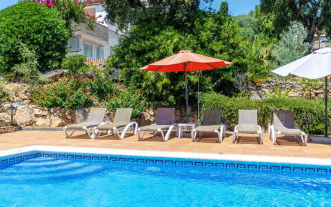 El Suro: Piscina, Recurso, Mueble Para Exteriores, Jardín, Eco Hotel, Paisajismo, Hacienda, Villa, Hotel, Sunlounger