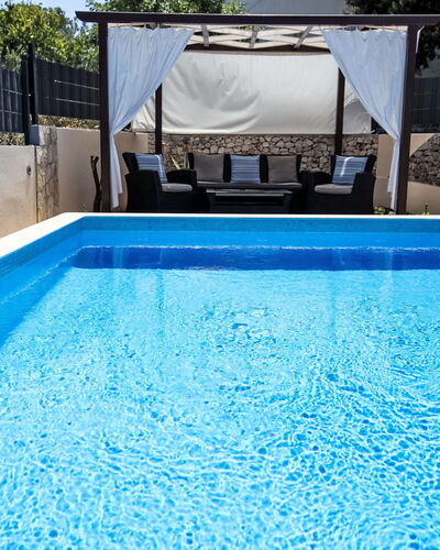 Diana: Azul, Piscina, Ocio, Material Compuesto, Recurso, Fuente De Agua, Loseta, Mueble Para Exteriores, Hotel, Diseño