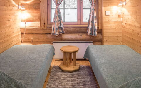 Mänty: Madera, Suelo, Manchas De Madera, Cuarto De Troncos, Madera Dura, Techo, Tablón, Litera, Cama, Habitación