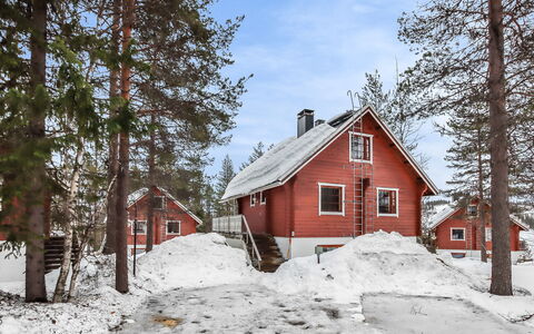 Alppikylä 4A: Madera, Vía Muerta, Cabaña, Casa, Casa, Tablón, Edificios Del Jardín, Cuarto De Troncos, Madera Dura, Porche