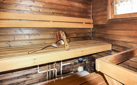 Alppikylä 4A: Madera, Vía Muerta, Cabaña, Casa, Casa, Tablón, Edificios Del Jardín, Cuarto De Troncos, Madera Dura, Porche