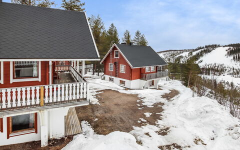Alppikylä 4A: Madera, Vía Muerta, Cabaña, Casa, Casa, Tablón, Edificios Del Jardín, Cuarto De Troncos, Madera Dura, Porche