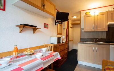 Alojamiento:&nbsp;Sarvan 625 300.3