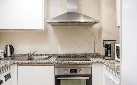 Los Patios de Santa Maria: Cocina, Aparato De Cocina, Mostrador, Electrodoméstico, Piso, Estufa De Cocina, Diseño De Interiores, Electrodoméstico, Estufa, Estufa De Gas
