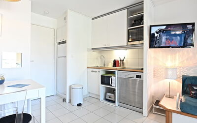 Alojamiento:&nbsp;Le Belvédère (R8 240) 300.22