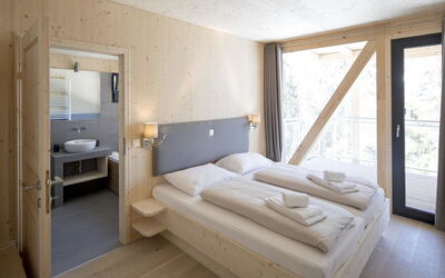 Alojamiento:&nbsp;Superior #12 Sauna&Sprudelwanne Innen 300.9