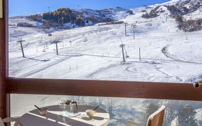 Alojamiento:&nbsp;Cosmos 120.7