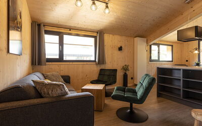 Alojamiento:&nbsp;Superior mit 3 Schlafzimmern & Ir-Sauna 170.2