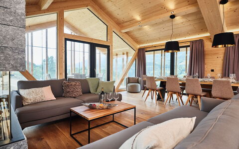 Alojamiento:&nbsp;Premium mit 5 Schlafzimmern, Sauna &Pool 160.14