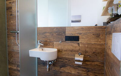 Alojamiento:&nbsp;Superior 3 Sz Sauna & Aussenbadewanne 160.4