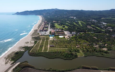 Pals 1721: Costeras Y Los Accidentes Geográficos Oceánico, Vista Panorámica, Diseño Urbano, Costa, Fotografía Aérea, Mar, Oceano, Apuntalar, Bahía, Playa
