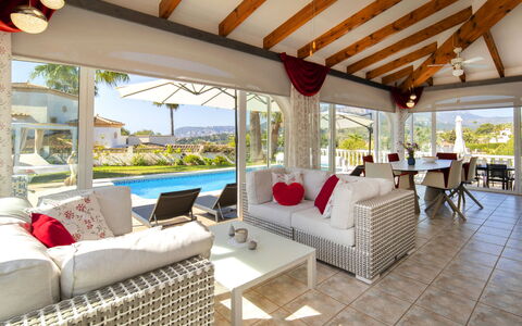 Septimo Cielo: Planta, Agua, Propiedad, Mueble, Edificio, Mesa, Ventana, Azur, Silla, Diseño De Interiores