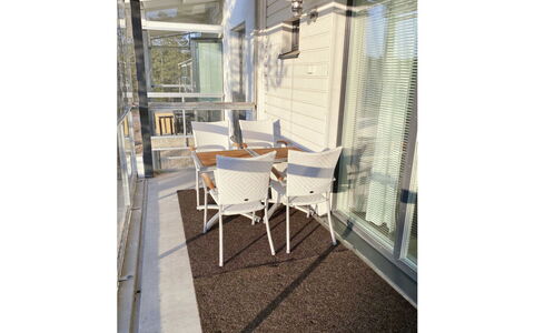Golfstar 402: Ventana, Casa, Madera, Casa, Vía Muerta, Cabaña, Techo, Congelación, Ventana De Guillotina, Pendiente