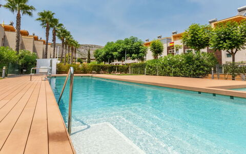 Residencial Oropesa - la Concha: Material Compuesto, Piscina, Departamento, Paisajismo, Recurso, Eco Hotel, Sombra, Hacienda, Villa