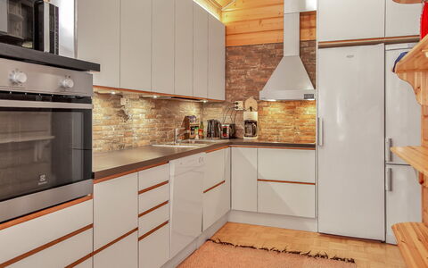 Tahkolahti: Cama, Mueble, Habitación, Diseño De Interiores, Lecho, Sábana, Piso, Madera, Suelo, Habitación