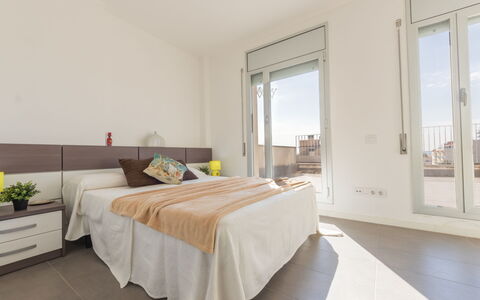 Lydia: Planta, Edificio, Cielo, Tiempo De Día, Propiedad, Ventana, Árbol, Diseño Urbano, Barrio, Condominio