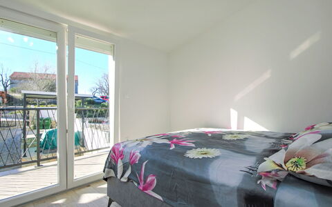 Aurora: Suelo, Departamento, Casa, La Luz Del Día, Habitación, Diseño, Cama, Manchas De Madera, Linos, Balcón