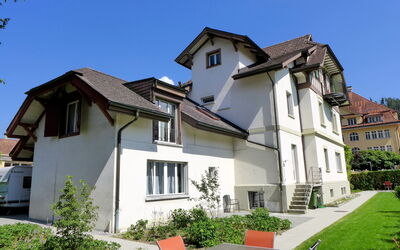 Interlaken 130: Planta, Cielo, Edificio, Ventana, Propiedad, Nube, Árbol, Casa, El Terreno Del Lote