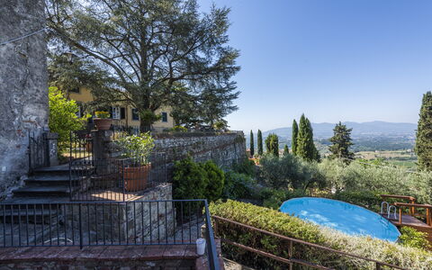 Villa San Gennaro: Cielo, Planta, Propiedad, Naturaleza, Árbol, Paisaje Natural, Cuerpo De Agua, Hierba, Paisaje, Arbusto