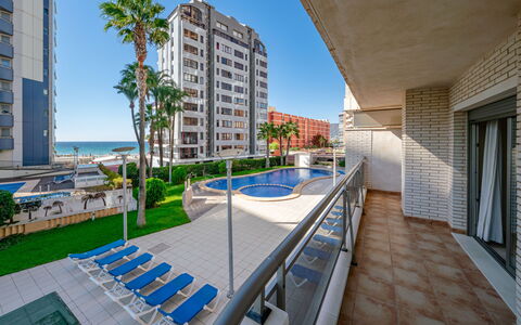Bahia del Sol: Departamento, Material Compuesto, Condominio, Hotel, Recurso, Arreglo De Tubería, Balcón