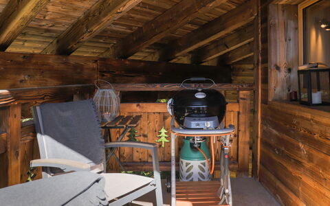 Chalet sans Soucis: Madera, Edificio, Ático, Haz, Suelo, Madera Dura, Piso, Manchas De Madera, Cabaña, Mesa