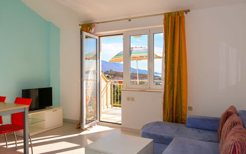 Senj 114: Mueble, Propiedad, Azur, Comodidad, Ventana, Diseño De Interiores, Madera, Sombra, Sala, Cortina