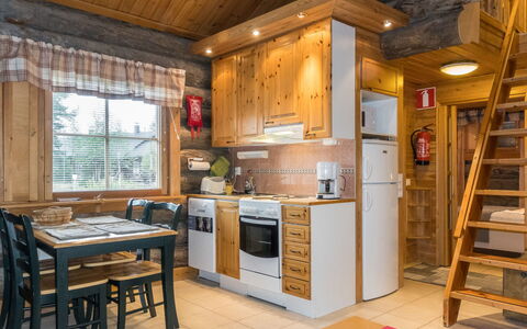 Lauri 2: Madera, Vía Muerta, Cabaña, Casa, Casa, Tablón, Edificios Del Jardín, Cuarto De Troncos, Madera Dura, Porche