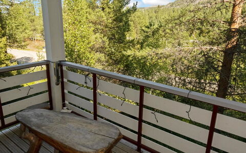 Kelkka 1: Área Rural, Hill Station, Pueblo, Cordillera, Valle, Pueblo De Montaña, Alpes, Eco Hotel, Balcón, Hotel