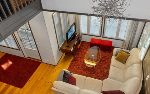 Kelkka 1: Área Rural, Hill Station, Pueblo, Cordillera, Valle, Pueblo De Montaña, Alpes, Eco Hotel, Balcón, Hotel