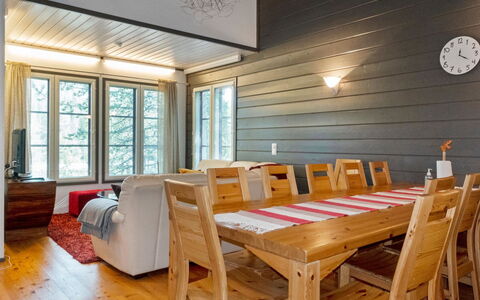 Kelkka 1: Área Rural, Hill Station, Pueblo, Cordillera, Valle, Pueblo De Montaña, Alpes, Eco Hotel, Balcón, Hotel