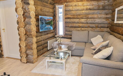 Salmikangas F2: Mueble, Madera, Diseño De Interiores, Piso, Suelo, Sala, Casa, Habitación, Sofá, Suelos De Madera