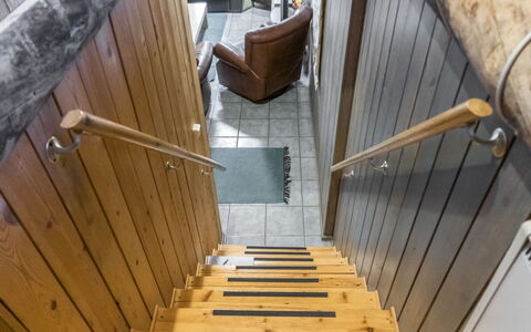 Napakymppi: Madera, Piso, Escalera, Suelo, Suelos De Madera, Madera Dura, Manchas De Madera, Tablón, Pretil, Material Natural