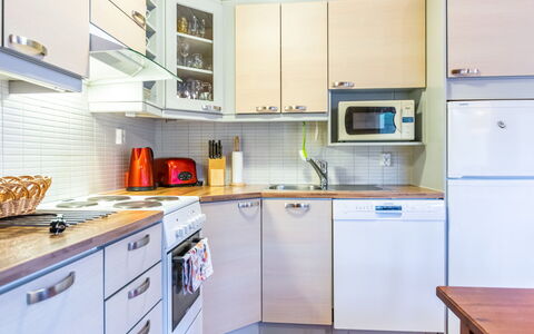 Tulikettu 1: Cabaña, Casa, Casa, Edificios Del Jardín, Vía Muerta, Cuarto De Troncos, Casa De Campo, Inmuebles, Cobertizo, Yarda