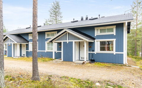 Oivanpyhä C 10: Balcón, Departamento, Sombra, Vaso, Condominio, Pretil, Porche, La Luz Del Día, Cubierta, Mueble Para Exteriores