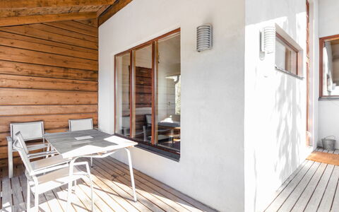Sallan Lumous B: Cabaña, Casa, Casa, Edificios Del Jardín, Vía Muerta, Cuarto De Troncos, Casa De Campo, Inmuebles, Cobertizo, Yarda