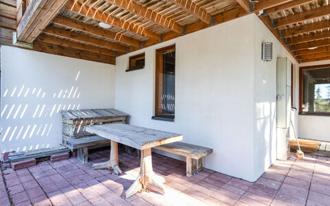 Sallan Lumous B: Cabaña, Casa, Casa, Edificios Del Jardín, Vía Muerta, Cuarto De Troncos, Casa De Campo, Inmuebles, Cobertizo, Yarda