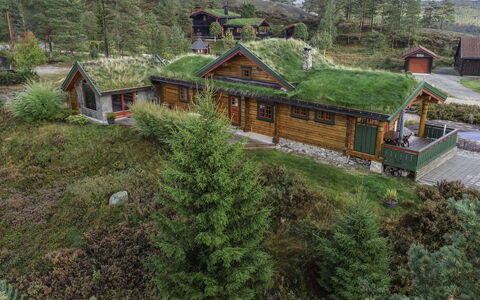 Kakebu: Nieve, Cielo, Montaña, Ventana, Nube, Edificio, Casa, Pendiente, Árbol, Cabaña