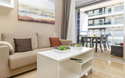 Alojamiento:&nbsp;Primera Línea Edificio Ciudad Jardin 222.4