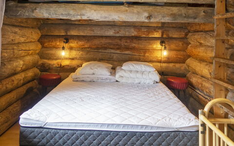 Agenttimajat 1: Madera, Habitación, Cama, Linos, Lecho, Sábana, Suelo, Marco De La Cama, Habitación, Madera Dura