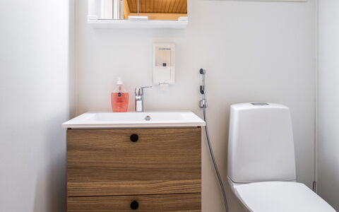 Lomakatti 10B: Madera, Cabaña, Casa, Cuarto De Troncos, Maderas, Vía Muerta, Madera Dura, Material Natural, Edificios Del Jardín, \Choza