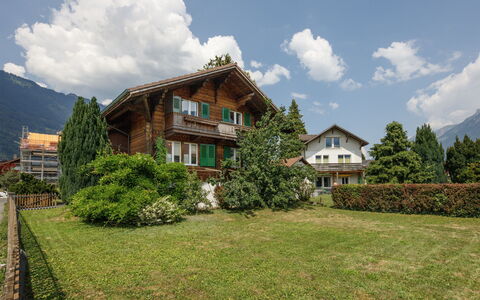 Chalet Dori: Edificio, Casa, Casa, Cabaña, Barrio Residencial, Área Rural, Techo, El Terreno Del Lote, Hill Station